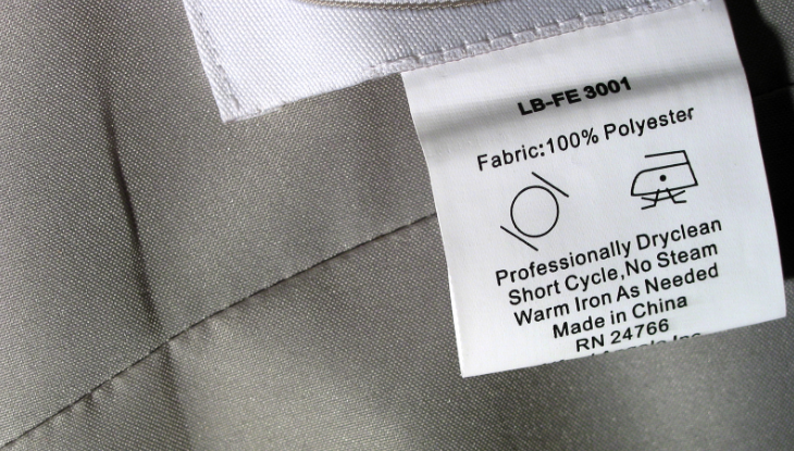 The Great Dry Cleaning Debate: DIY or Pro Cleaners? (A Battle of Buttons, Steam, and Stubborn Stains) 